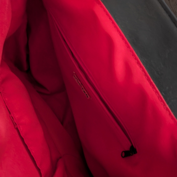 Hunter Bag - Picture 2 of 4